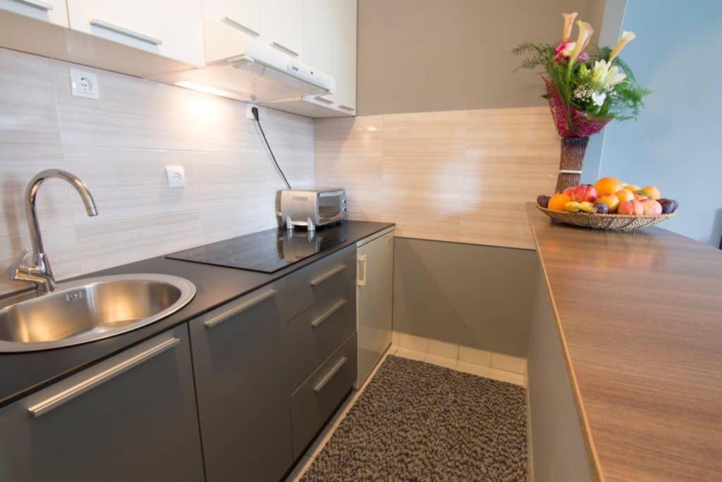 Maxim Appartement Belgrado Buitenkant foto