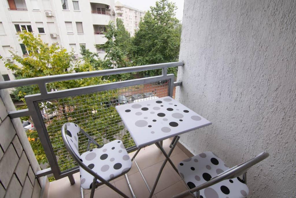 Maxim Appartement Belgrado Buitenkant foto
