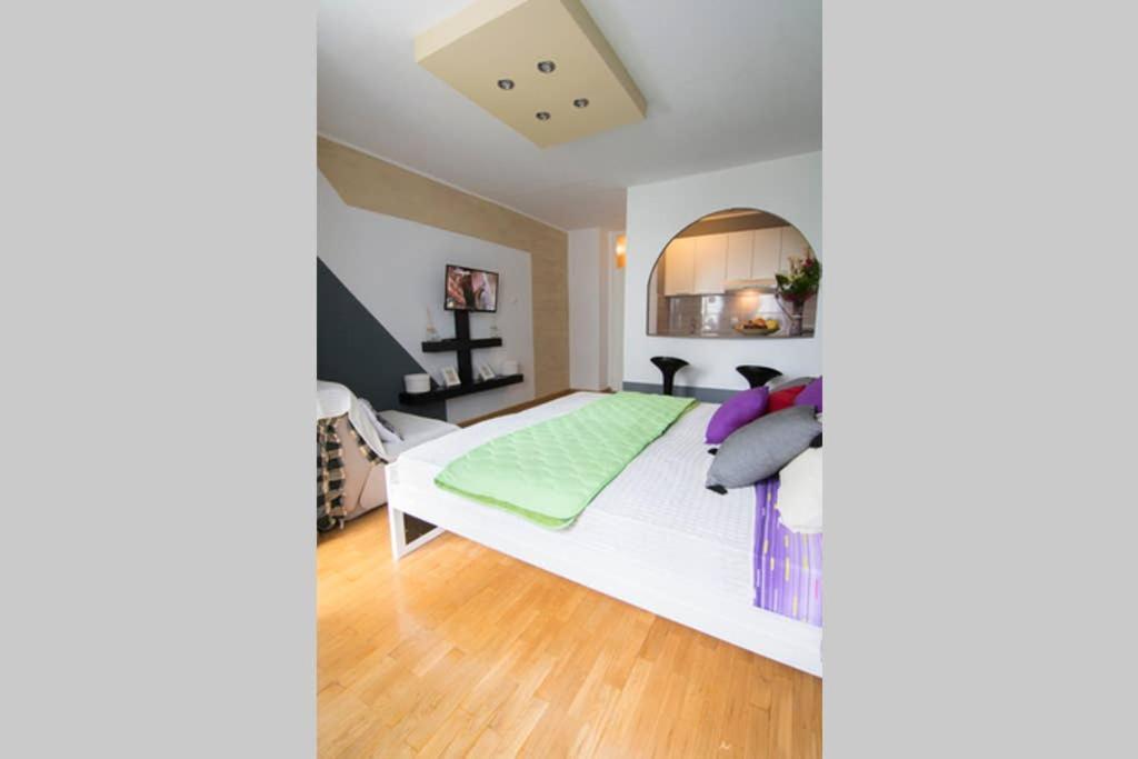 Maxim Appartement Belgrado Buitenkant foto